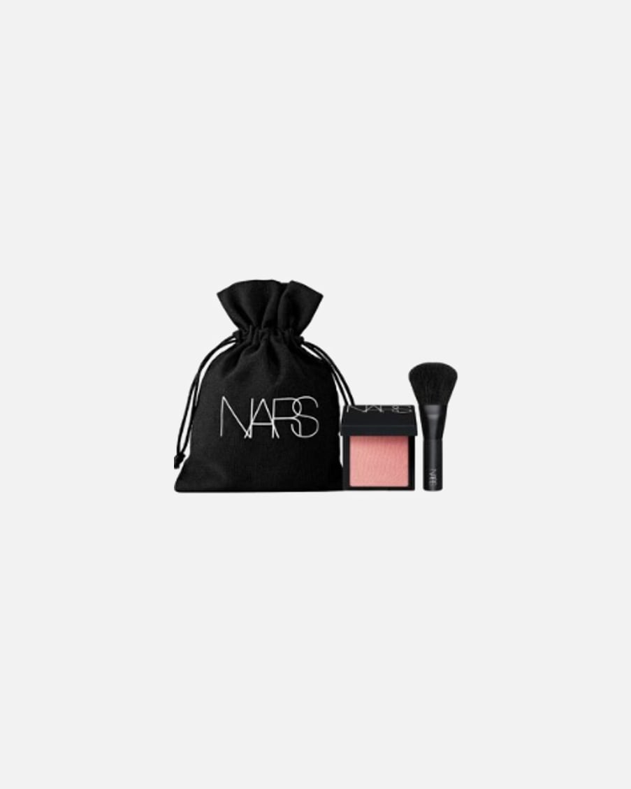 Nars Set minis: Brocha+Blush por compras superiores a 49€ en Nars. Excluidos articulos del Douglas Partner y Click&Collect.