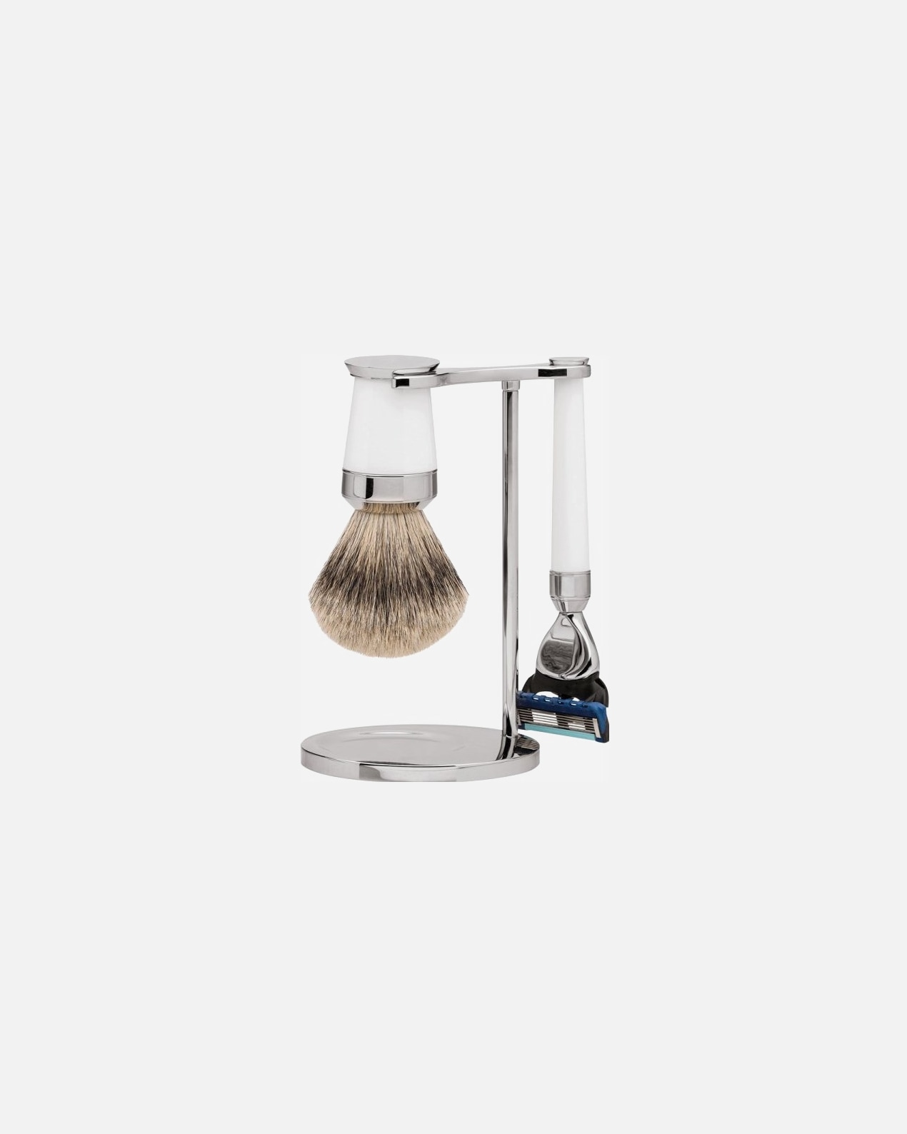 Set de tratamiento facial para Hombre ERBE Set de regalo Maquinilla de afeitar de resina blanca diseño Premium PARIS Gillette Fusion 1 ud. + brocha de afeitar punta de plata resina blanca 1 ud. + maquinilla de afeitar y soporte 1 ud.